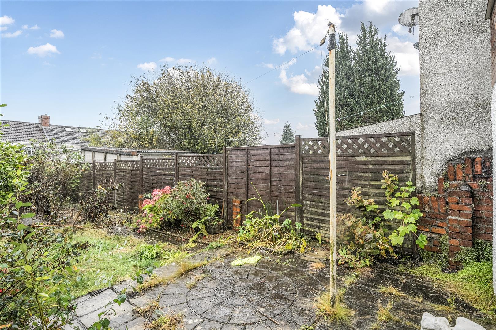 Manor Road, Manselton, Swansea, SA5 9PN